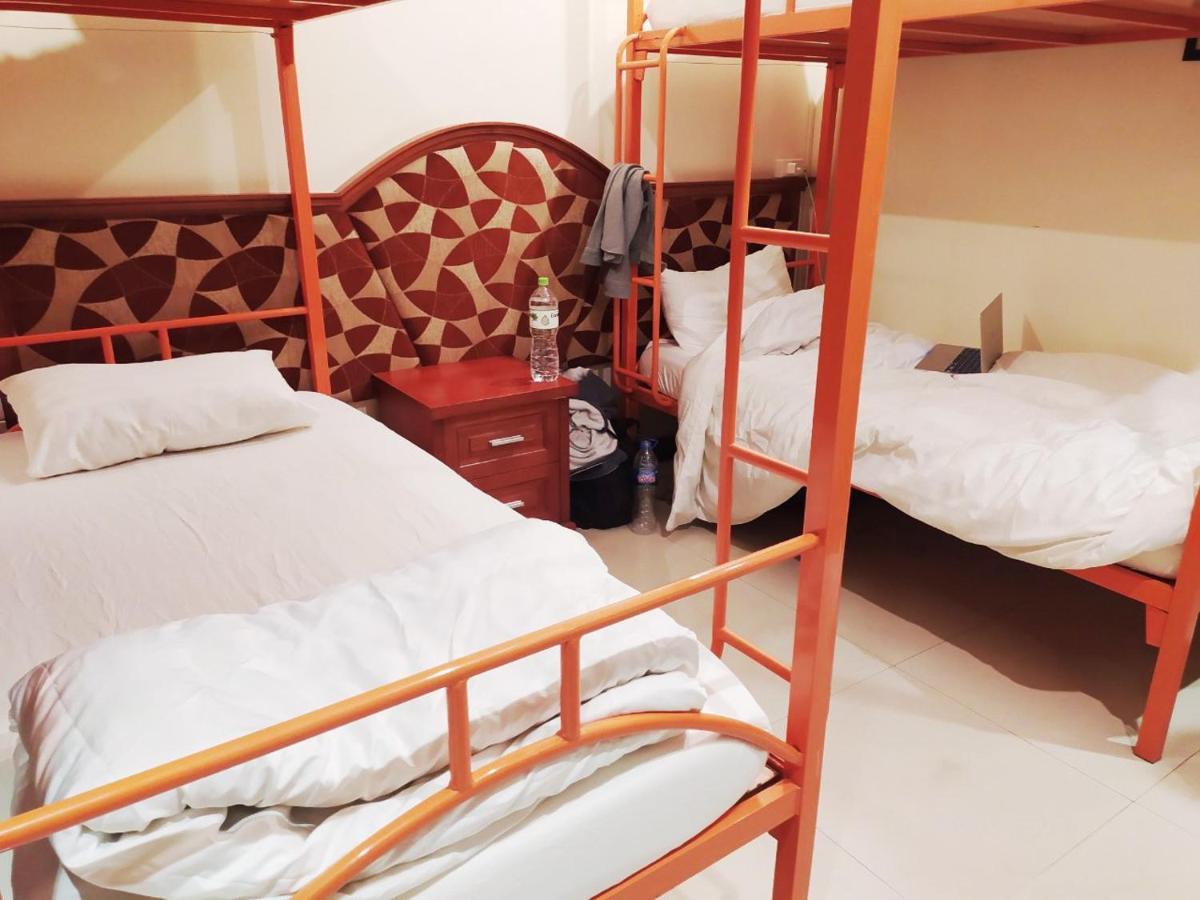 Ha Long Starlight Hostel Екстериор снимка